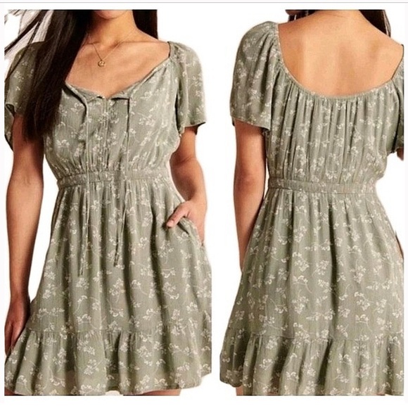 Abercrombie & Fitch Dresses & Skirts - Abercrombie & Fitch Sage Green Floral Mini Dress
